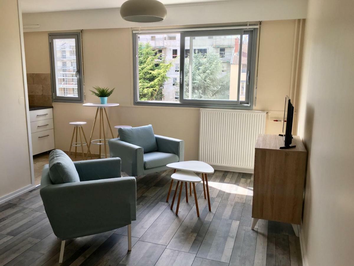 Studio Richelieu 2 Et Son Parking Prive Villeurbanne Ngoại thất bức ảnh